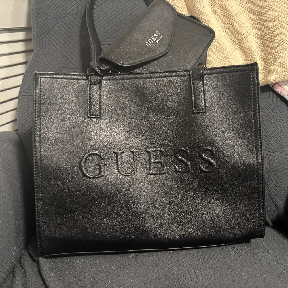 GUESS Tote bag